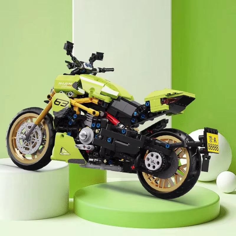 Green D Motorcycle (1018tk) Technical
