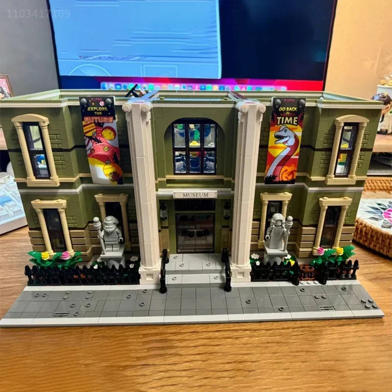 Natural History Museum (4014tk) Technical 10326 